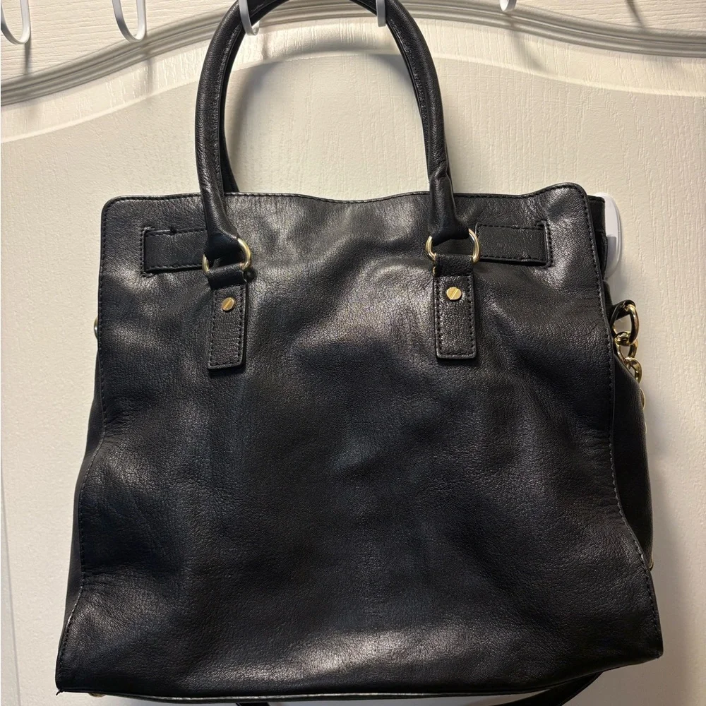 Michael Kors Black Leather Tote with Gold Chain Detail - Picture 4 of 7